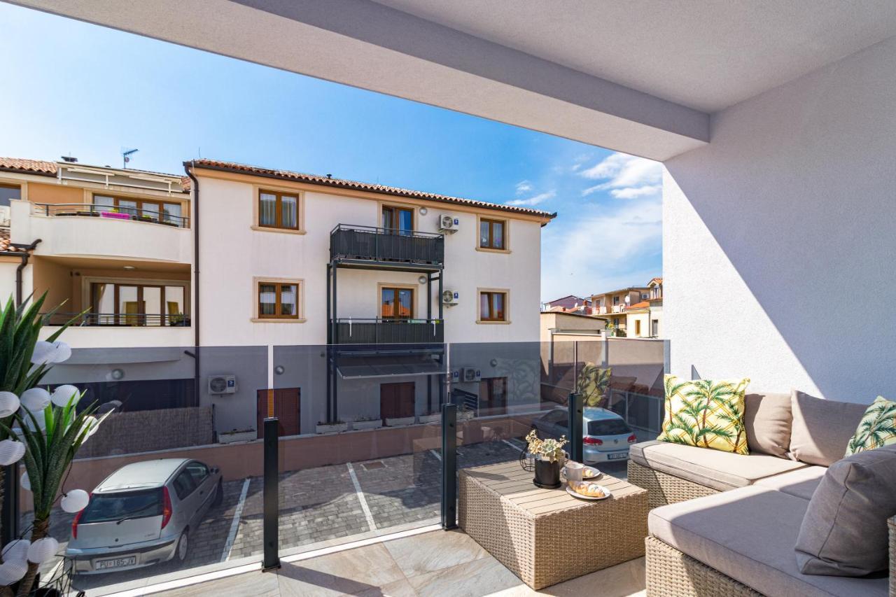 Apartment M****, New City Apartment + Parking Pula Exterior foto